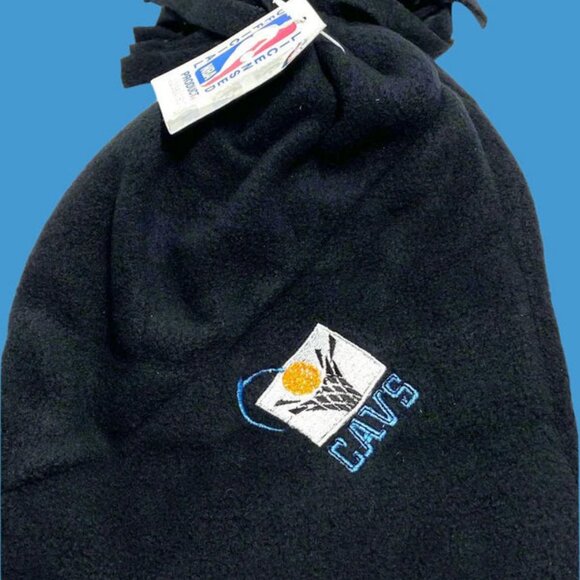 Cleveland Cavaliers NBA Vintage Late '90s NOS Cuffless Fleece Tassel Hat - Picture 1 of 7